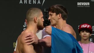Взвешивание UFC 239: Нарудиев vs Ренкаунтр