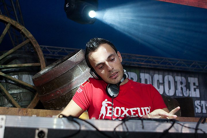 Noize Suppressor фотография #17